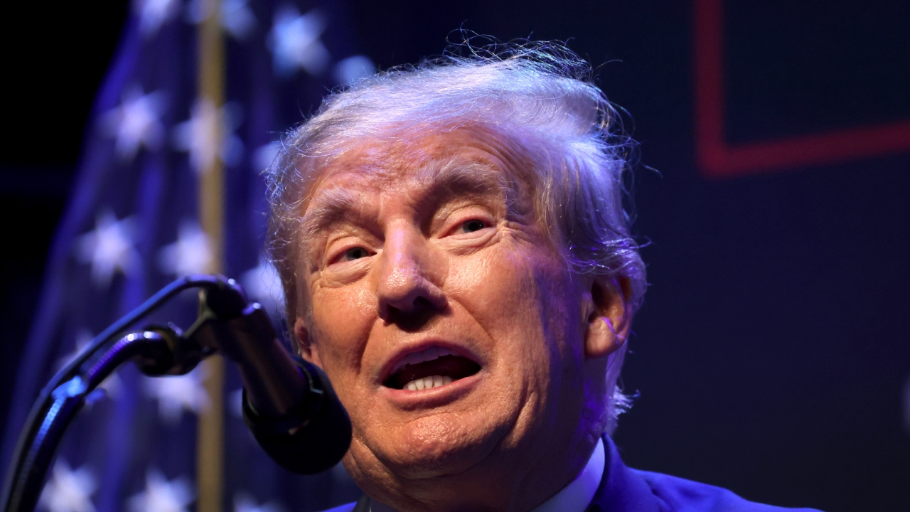 Em publicação, Trump afirma que espera ser preso na próxima terça-feira