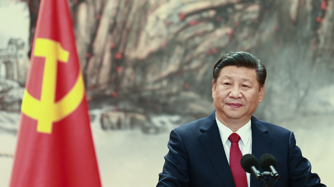 Renomado economista chinês desaparece após críticas contra Xi Jinping