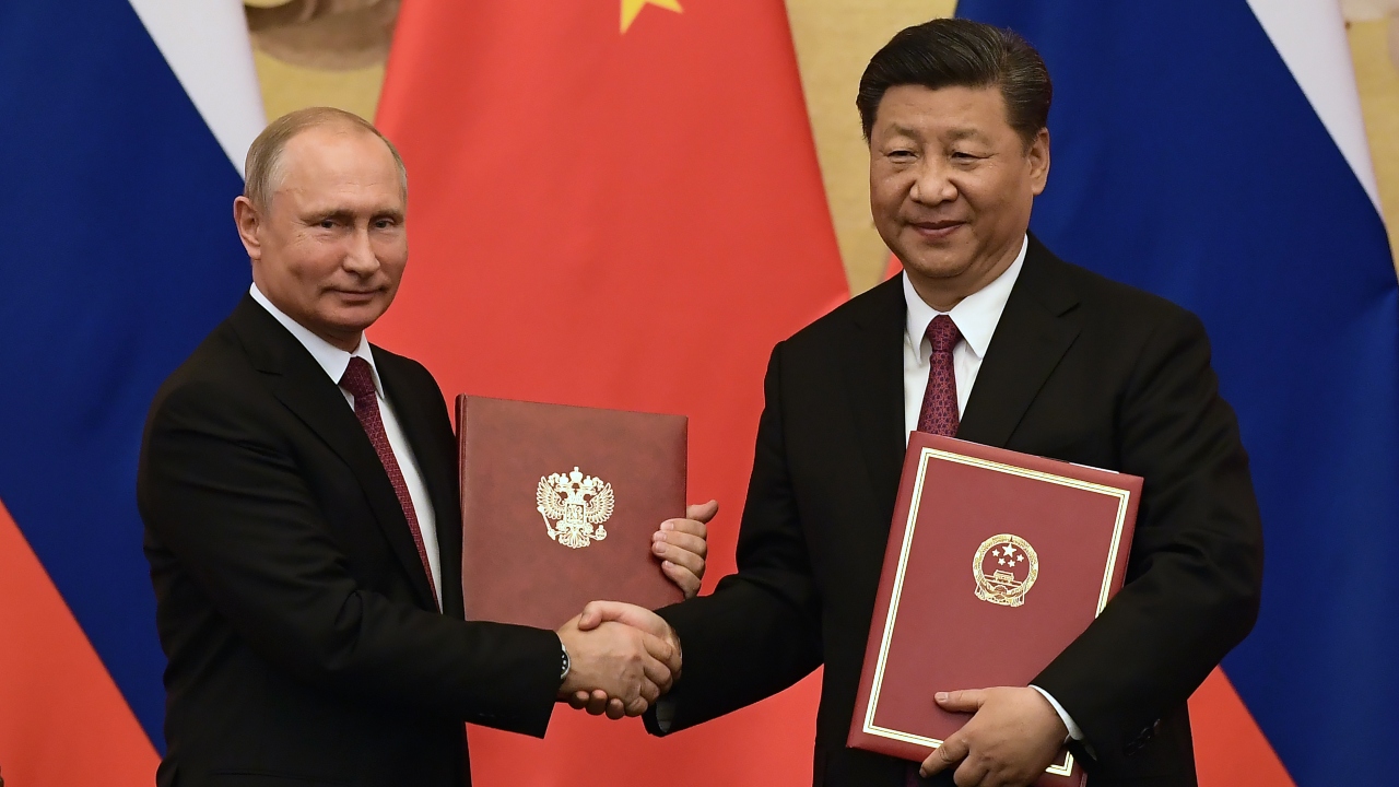 China e Rússia farão exercícios militares em conjunto