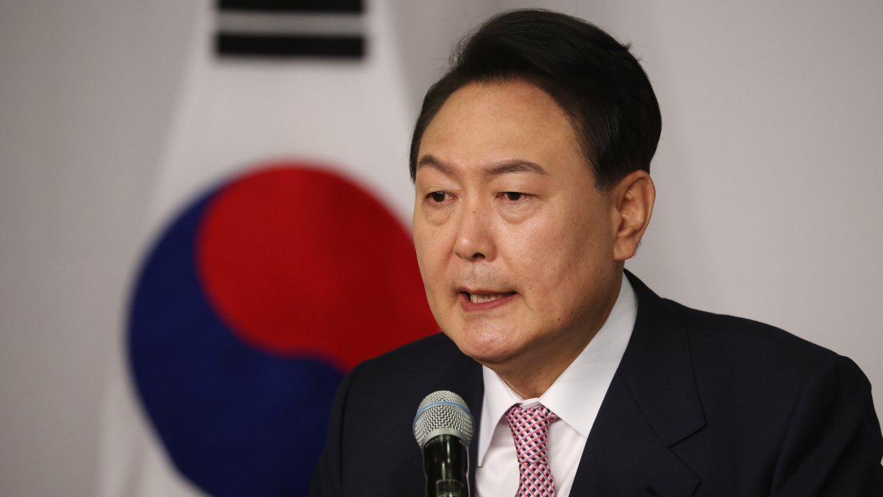 Presidente da Coreia do Sul xinga políticos dos EUA, vídeo vaza e é criticado