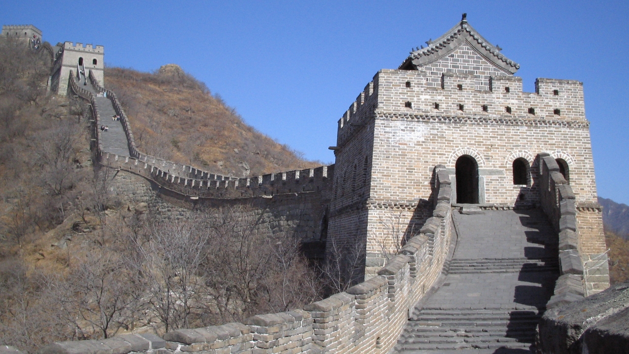 Após episódio de vandalismo, China decide criar lista de turistas proibidos na Grande Muralha
