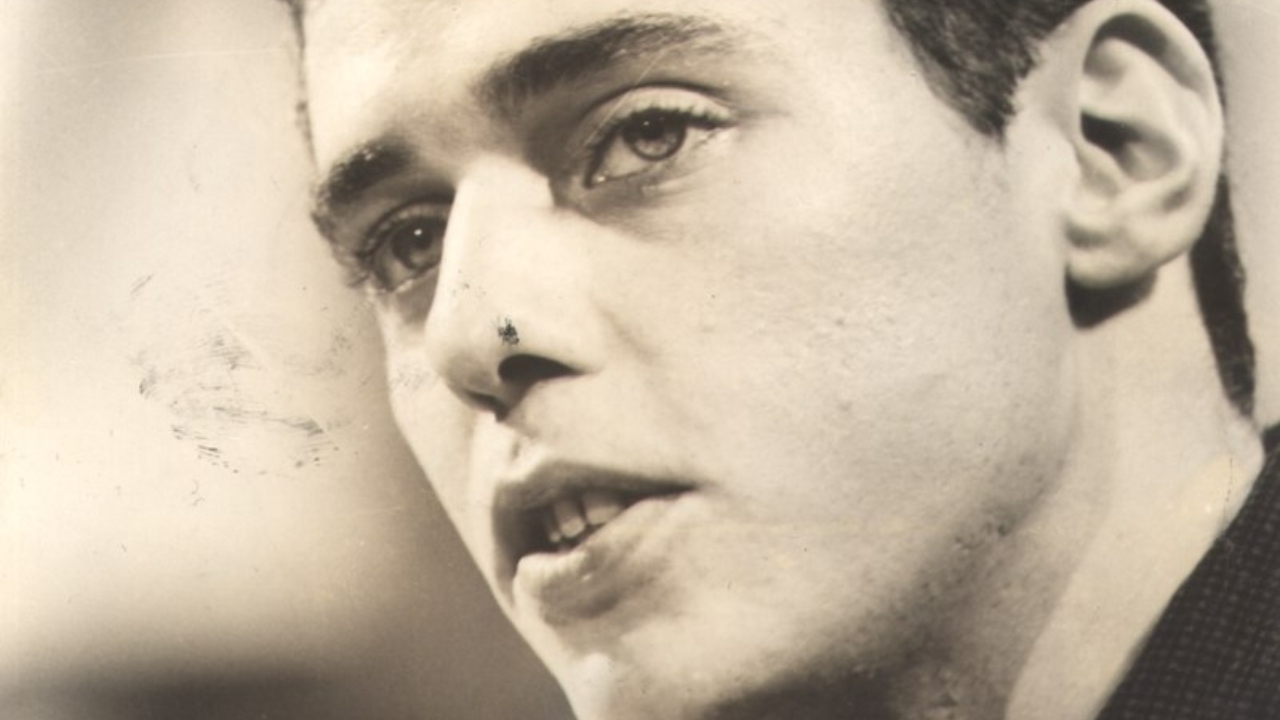 Advogado de Chico Buarque entra com ação para provar autoria de ‘Roda Viva’