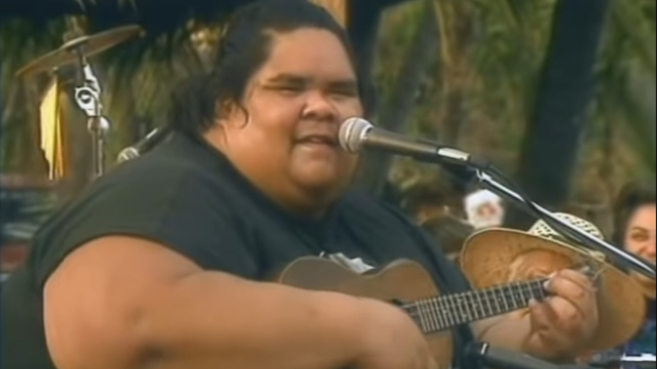 Em uma única tomada: A curiosa maneira como foi gravado o maior cover de ‘Somewhere Over the Rainbow’