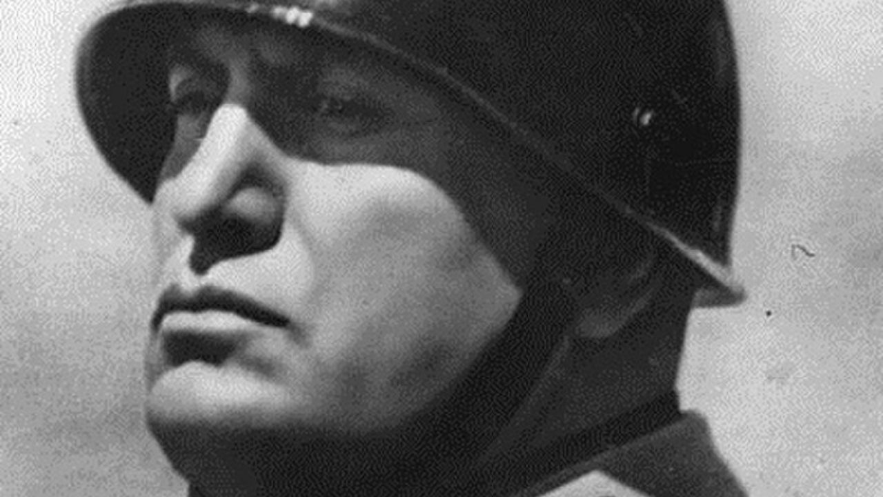 Perseguição, violência e terror: como Mussolini aproveitou um turbilhão de desordem para ganhar espaço