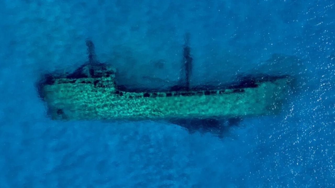 Naufrágios podem ser observados do céu devido a águas cristalinas, no Lago Michigan