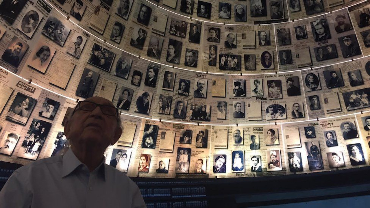 Reencontro após os horrores do nazismo: o menino que salvou um bebê durante o Holocausto