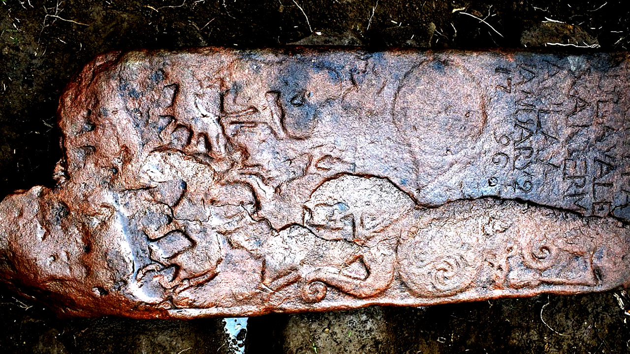 Na Escócia, arqueólogos encontram pedra com símbolos pictos