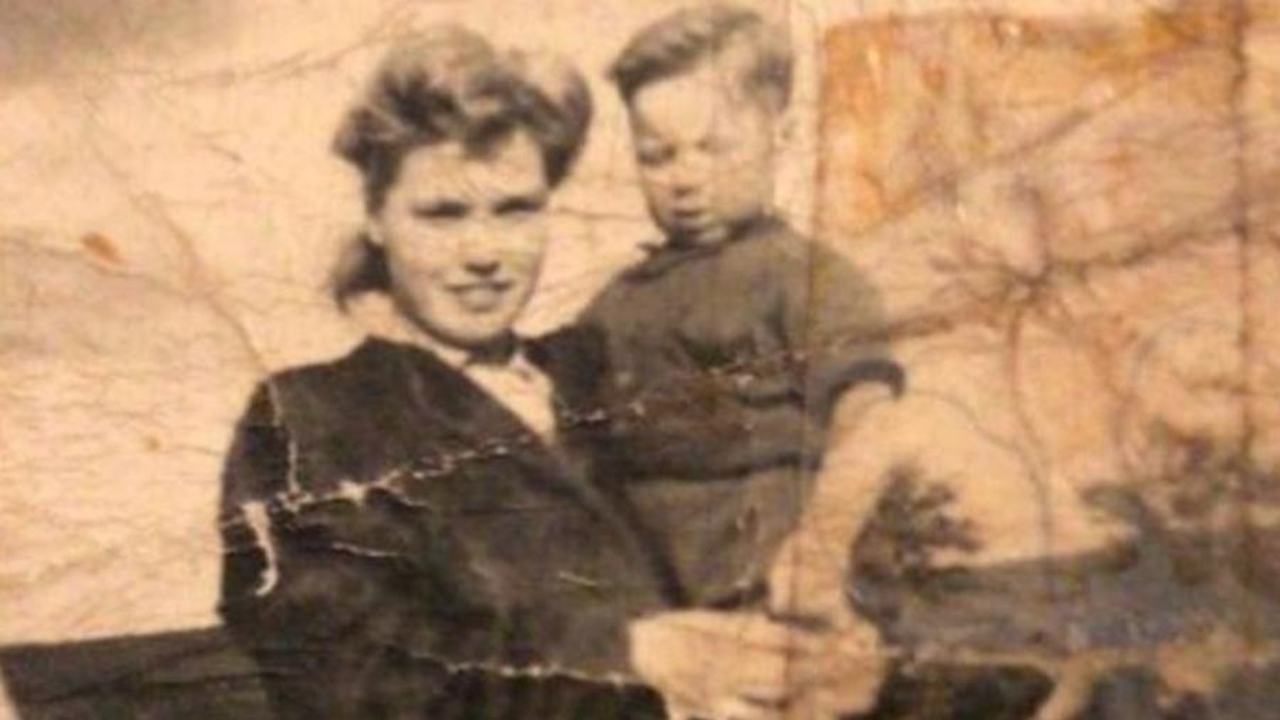 O jovem que descobriu que sua irmã era, na verdade, sua mãe