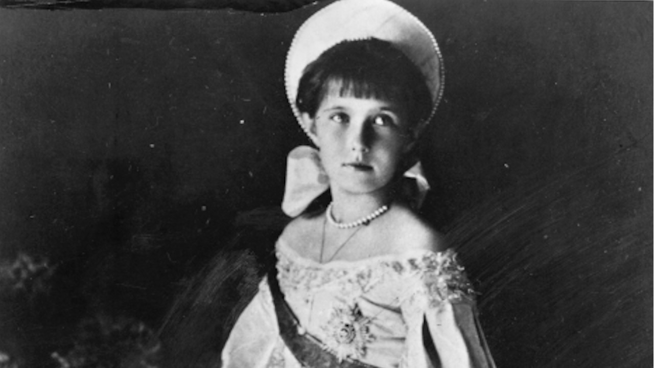 Por que muitos acreditam que Princesa Anastásia sobreviveu ao massacre dos Romanov?