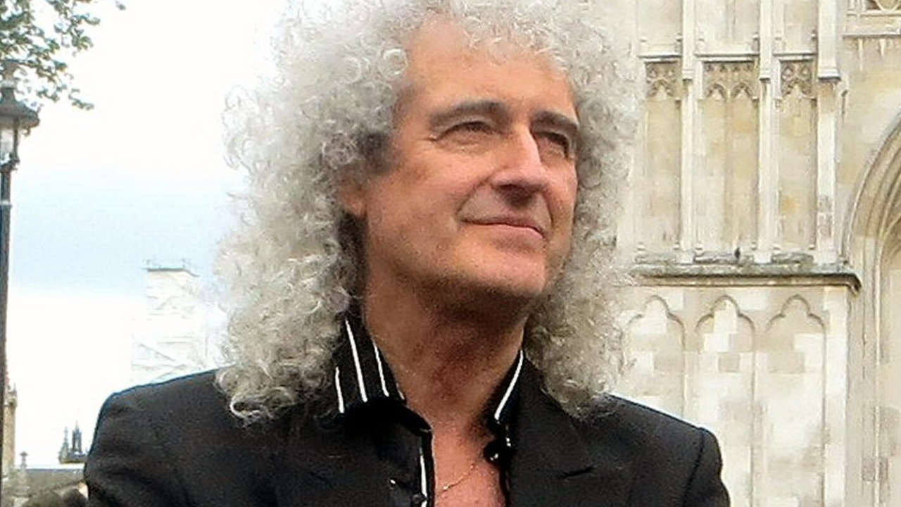 Guitarrista do Queen revela que sofreu ataques de pânico na quarentena