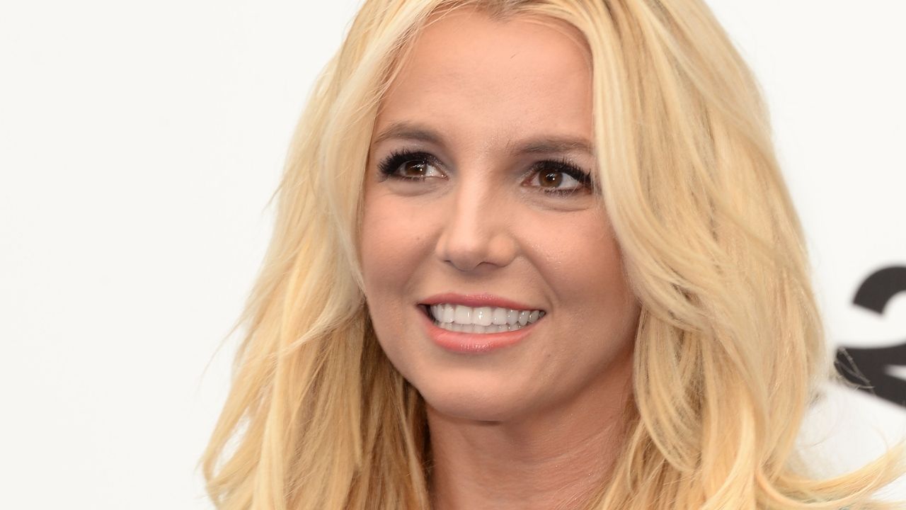 Psiquiatra revela que foi procurado para avaliar se Britney Spears estava sendo “excessivamente dopada”