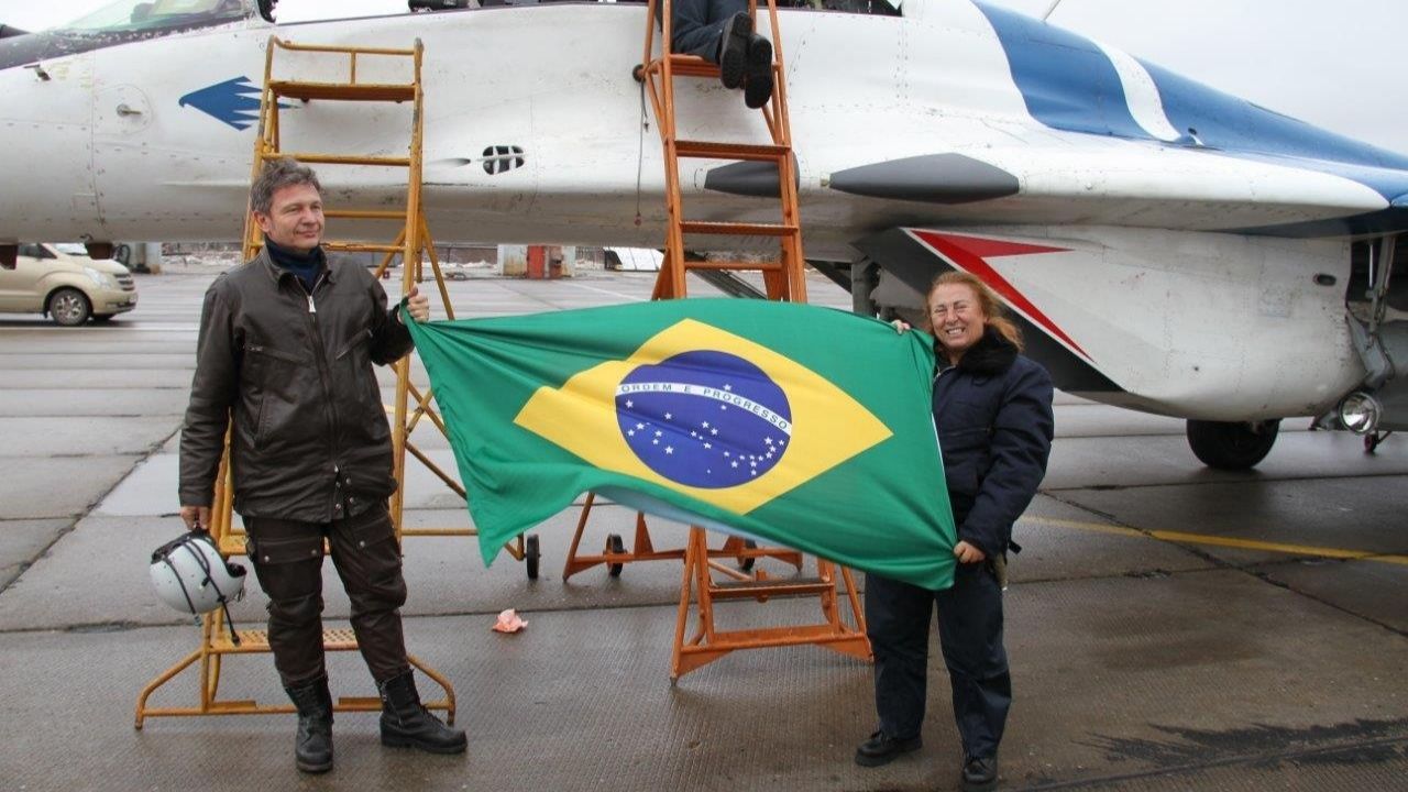 Vista estonteante: a primeira e única mulher brasileira a chegar na estratosfera