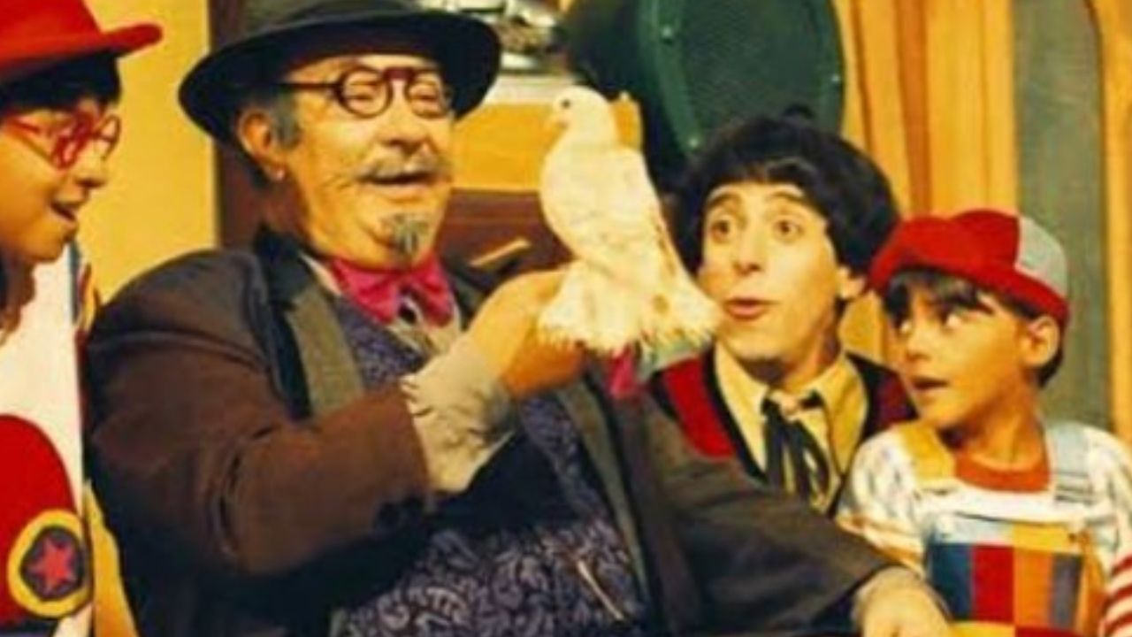 Membros do elenco de ‘Castelo Rá-Tim-Bum’ lamentam a morte de Sérgio Mamberti