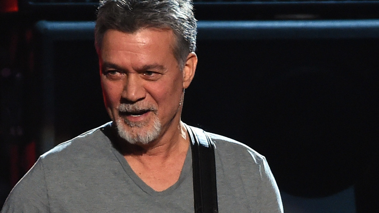 Aos 65 anos, morre Eddie Van Halen, fundador da icônica banda
