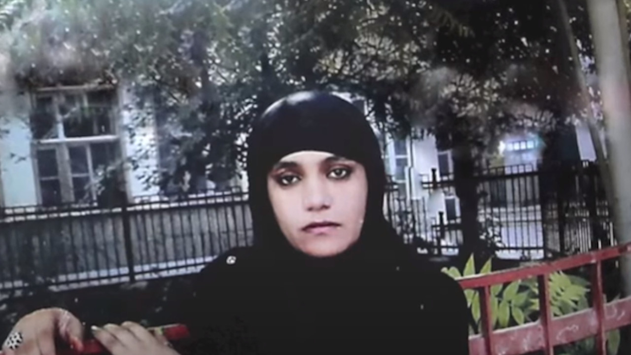 Falsamente acusada de queimar o Alcorão e linchada: a triste história de Farkhunda Malikzad