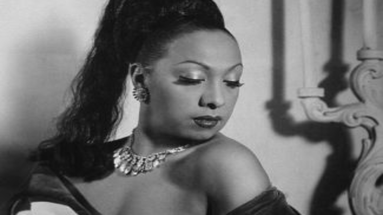 De grande estrela do cinema mudo a espiã que enfrentou nazistas: conheça Josephine Baker