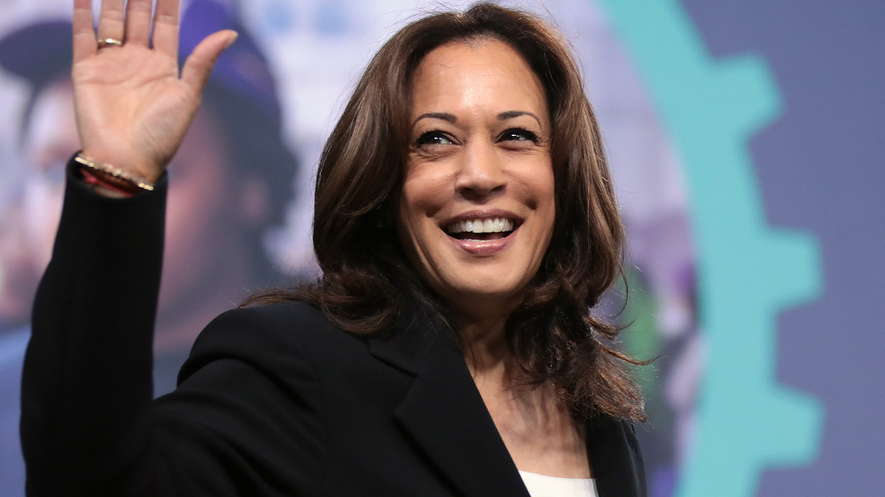 “É sobre a alma da América”, diz Kamala Harris, primeira mulher vice-presidente dos EUA