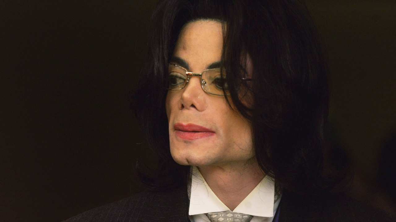 Em áudio, Michael Jackson diz que não teria mais motivos para viver caso não pudesse mais ver crianças