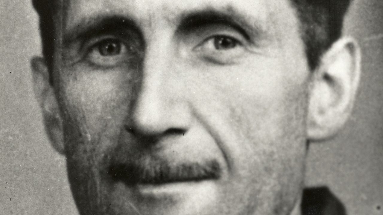 Aniversário de George Orwell: 25 de junho marca os 118 anos do nascimento do escritor inglês