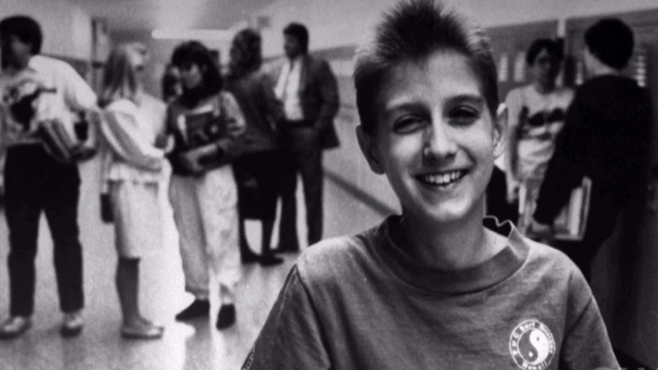 Ryan White, a triste história do adolescente banido da escola por ter AIDS