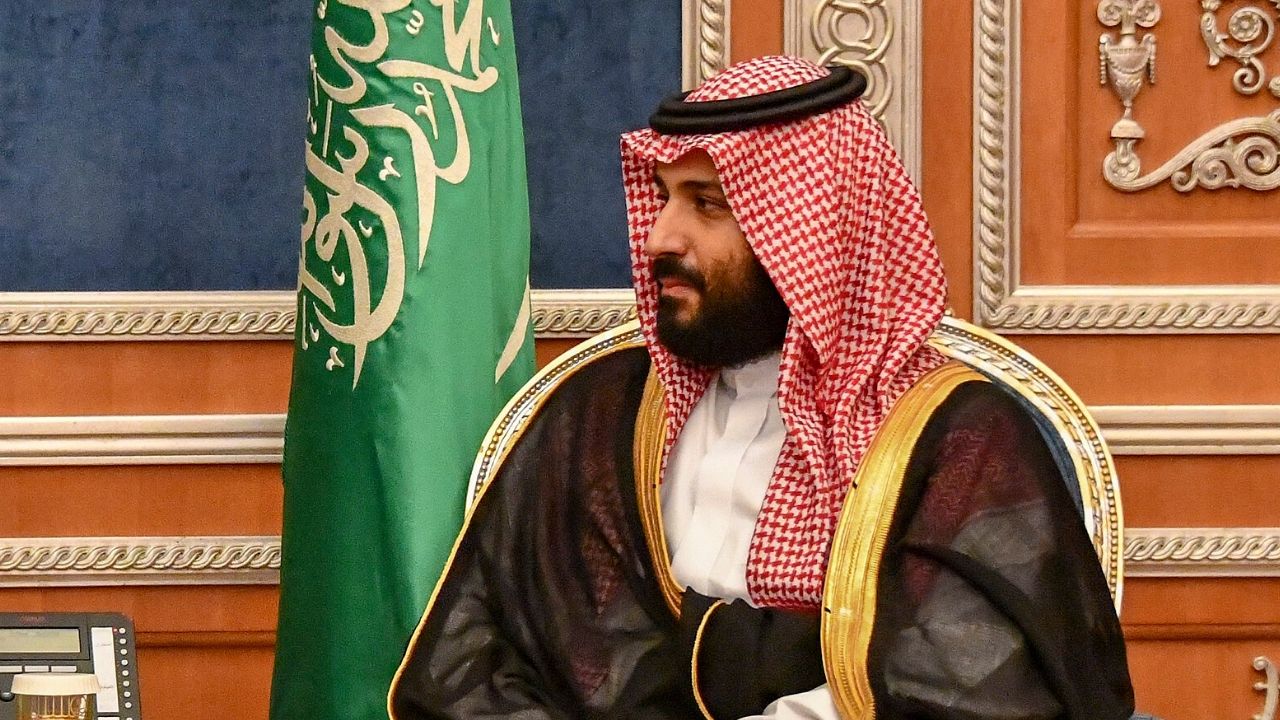 Possível assassinato e espionagem: os escândalos do príncipe da Arábia Saudita
