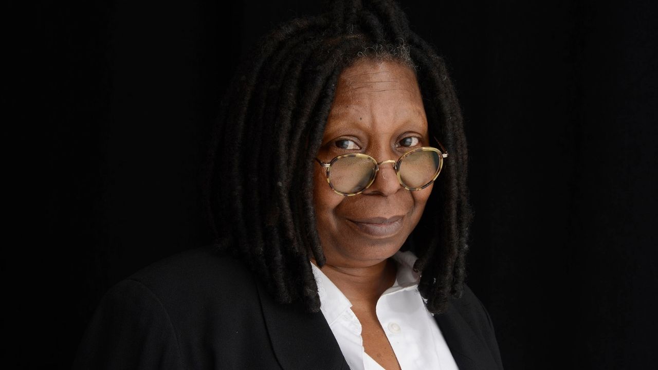 Whoopi Goldberg afirma que Holocausto ‘não foi sobre raça’