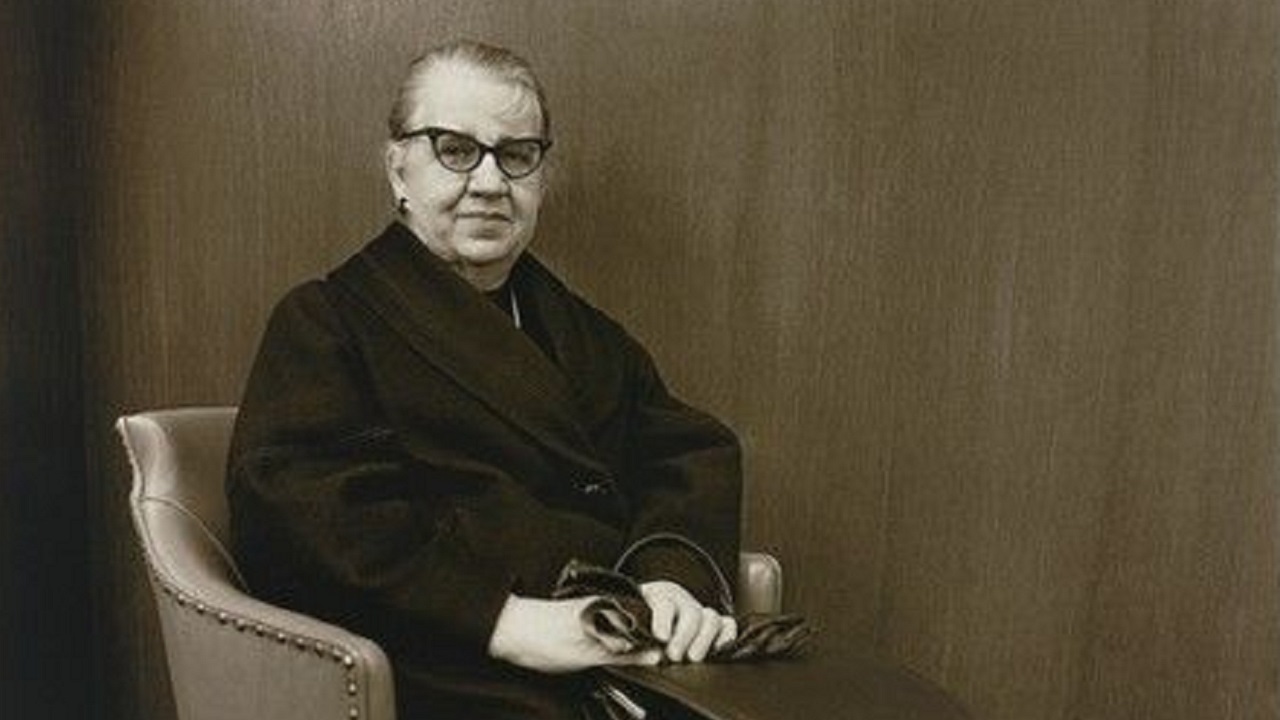 Mãe de Lee Harvey nunca duvidou: Seu filho era agente da CIA e inocente