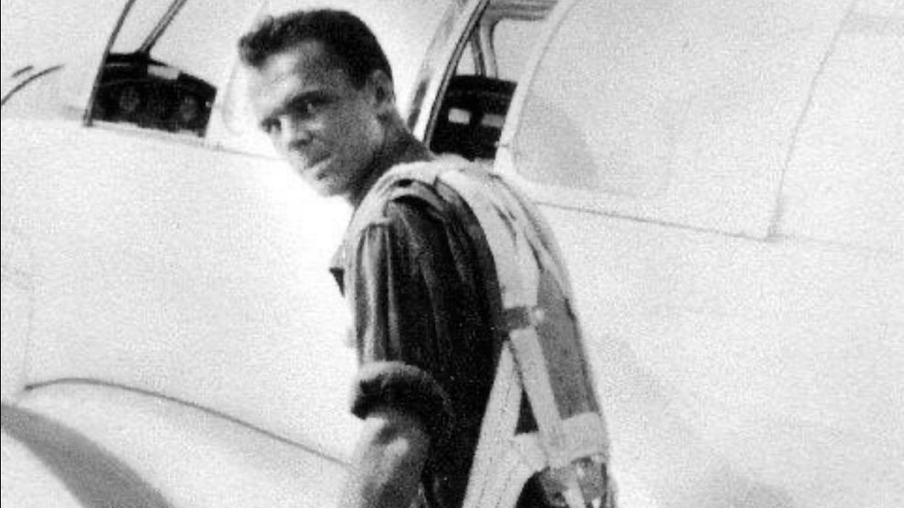 Pesquisadores identificam restos de piloto morto no Dia D, há 75 anos
