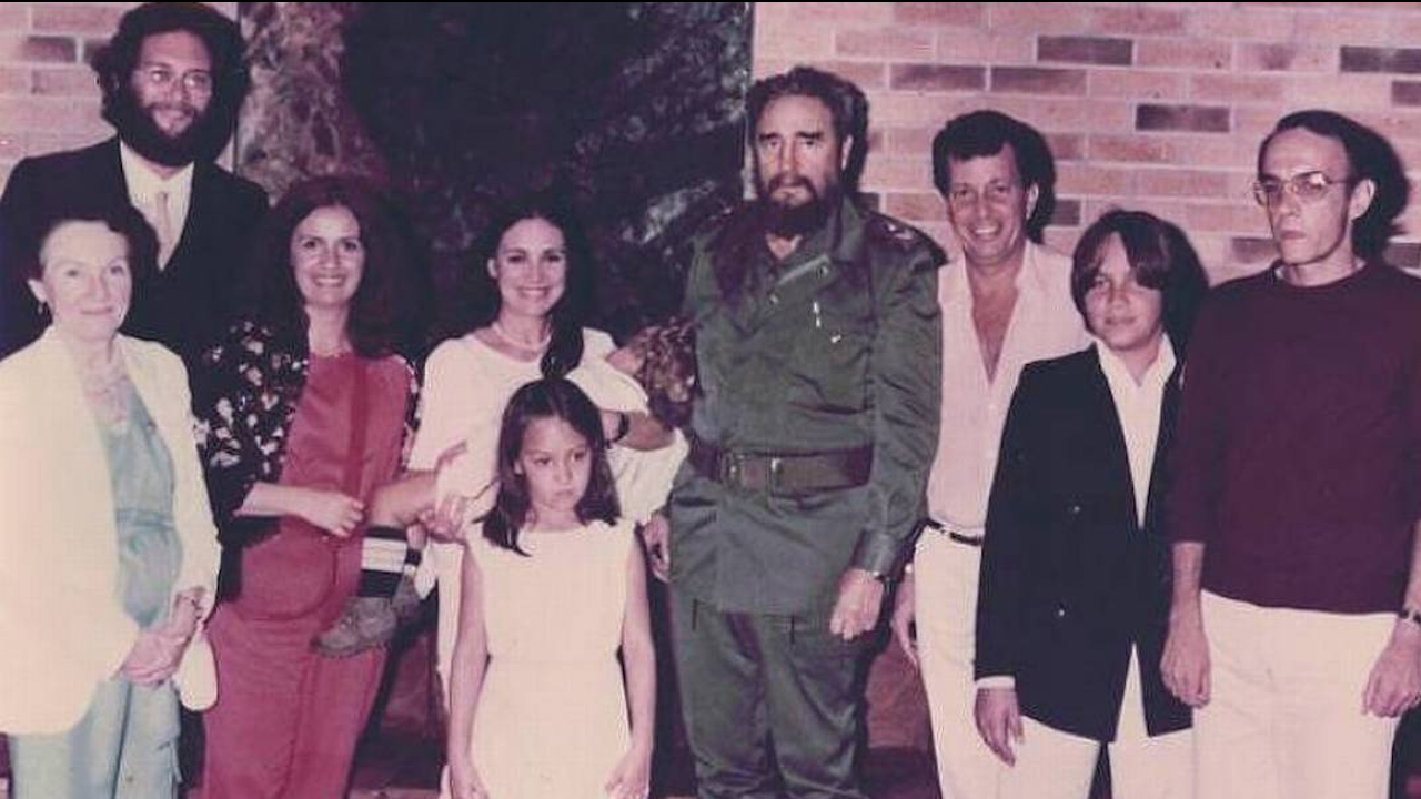 Dona Flor e seus dois Partidos? A verdade por trás da imagem de Regina Duarte ao lado de Fidel Castro