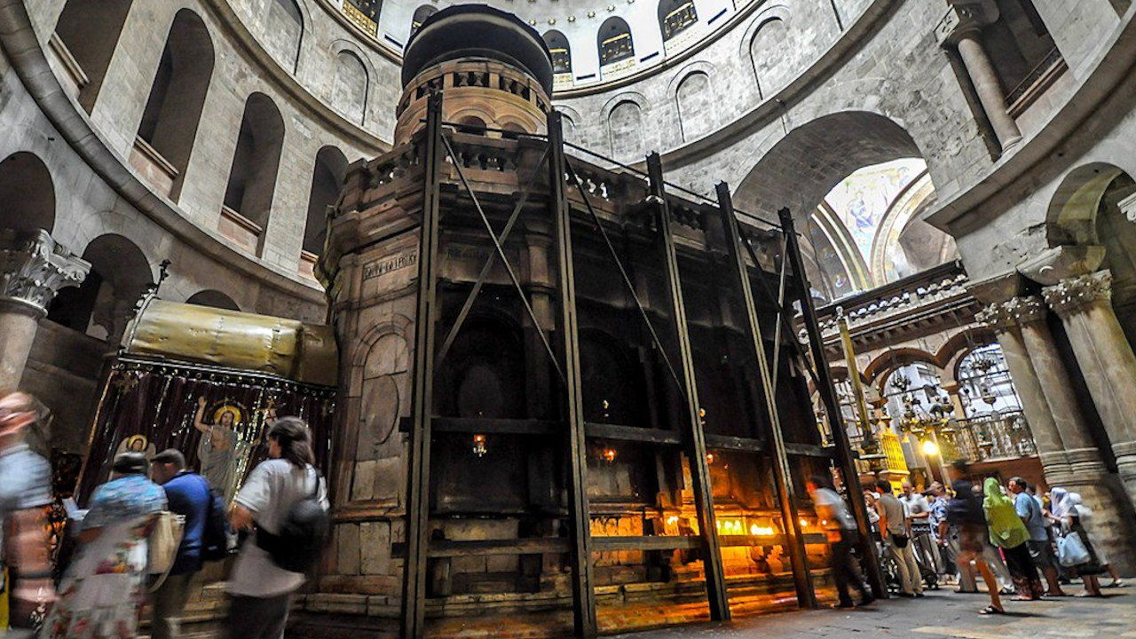 Basílica do Santo Sepulcro, o intrigante local onde Jesus teria sido crucificado, sepultado e ressuscitado