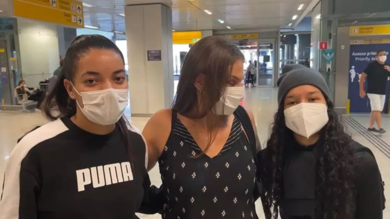 Jogadoras brasileiras no meio da guerra Rússia x Ucrânia chegam ao Brasil