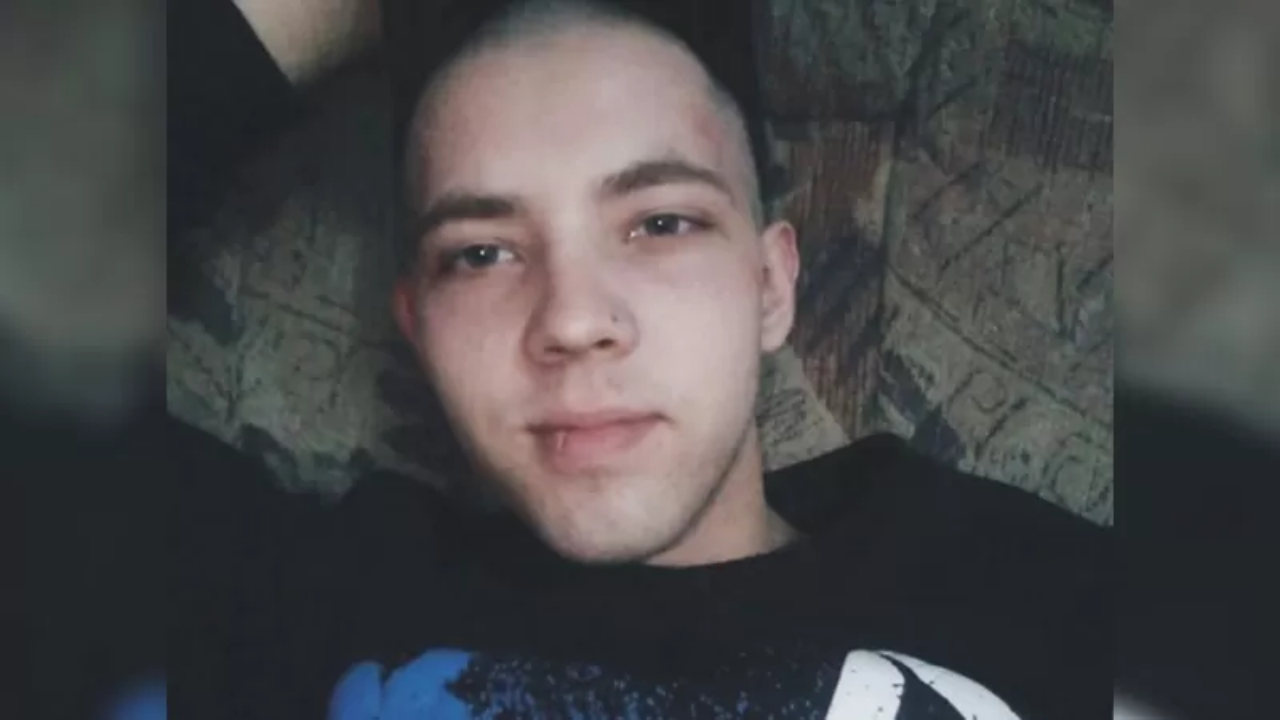Mãe de soldado russo procura o filho após foto preocupante