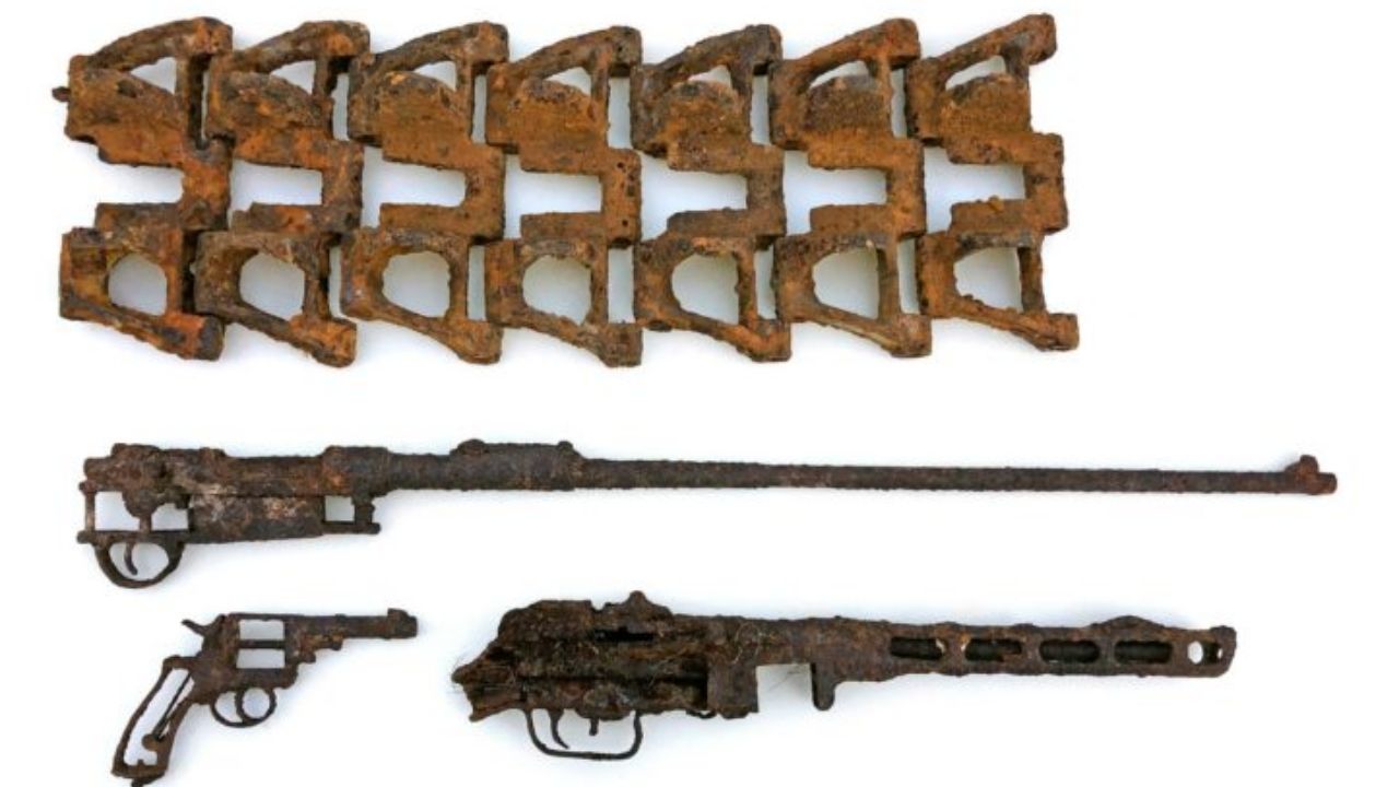 Armas surpreendentes da Segunda Guerra são encontradas por soldados na Polônia