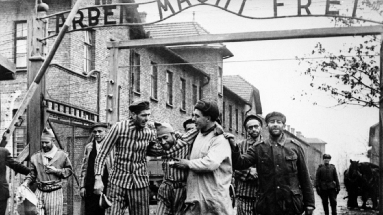 A emocionante história de Eddy de Wind, sobrevivente de Auschwitz