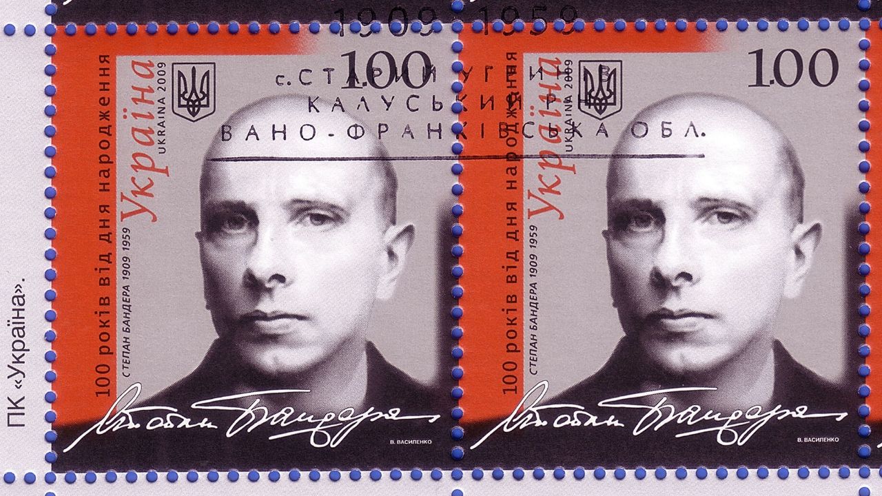 Documentos da CIA evidenciam colaboração nazista por trás do legado de Stepan Bandera, o “herói ucraniano”