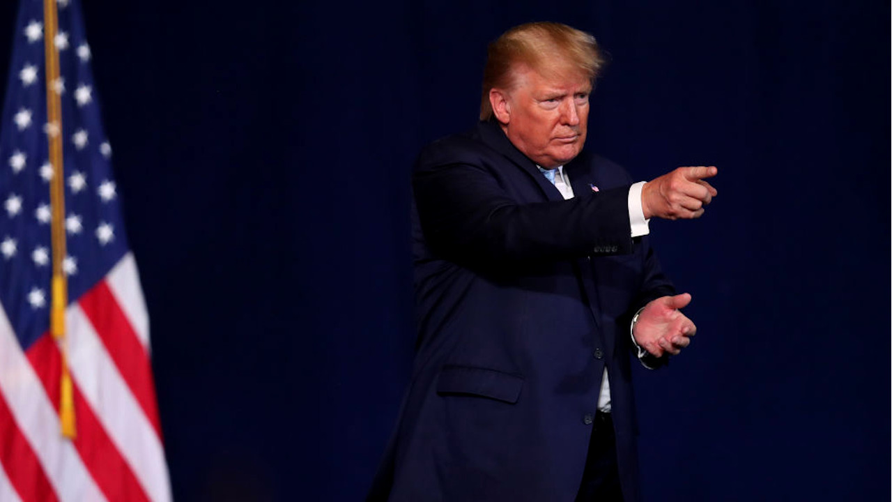 Donald Trump tem 52 alvos planejados no Irã em caso de uma possível vingança