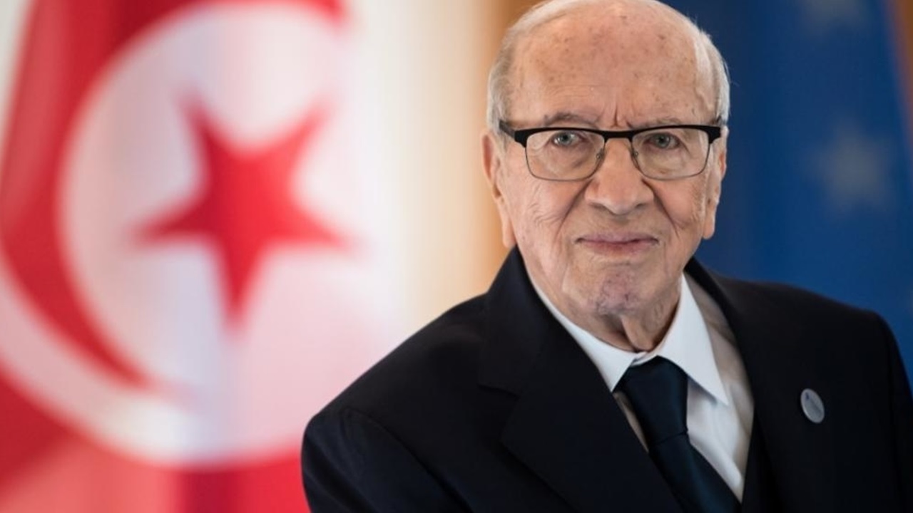 Morre Beji Caid Essebsi, presidente da Tunísia, aos 92 anos