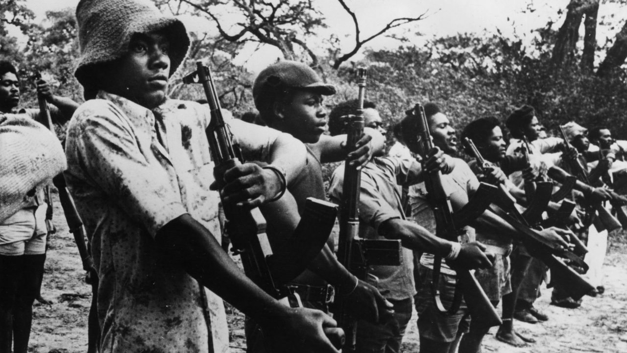 Hoje na História: 17 anos do fim da Guerra Civil Angolana