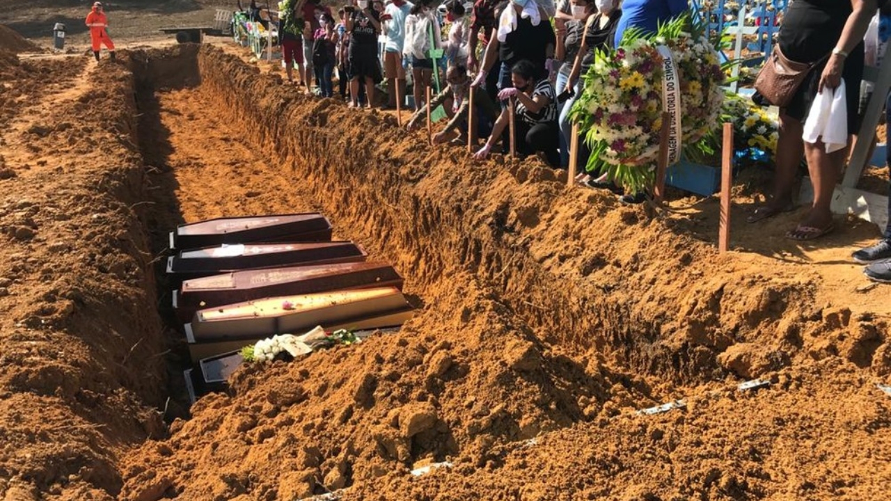 Recorde trágico: Manaus tem maior número de enterros dentro de 24h desde início da pandemia